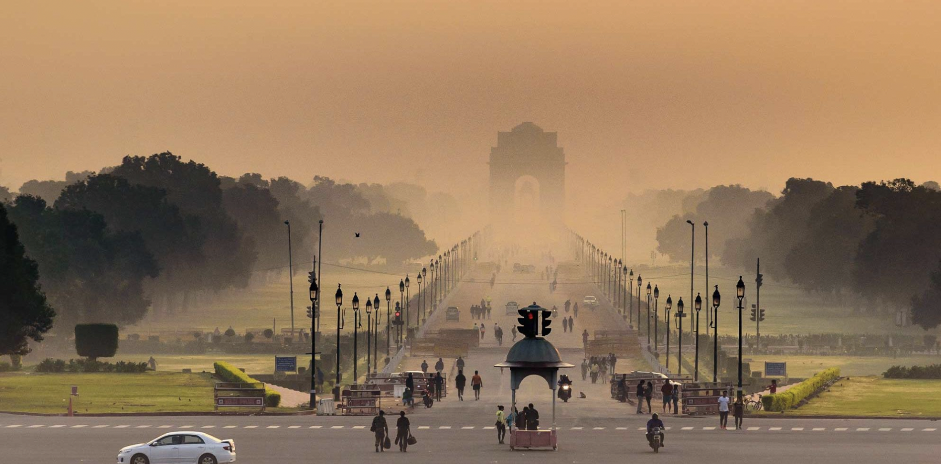 Delhi pollution crisis prompts city-wide emergency measures