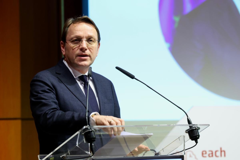 Olivér Várhelyi, European Commissioner for Health and Animal Welfare, hailed the new guidelines as an important step.