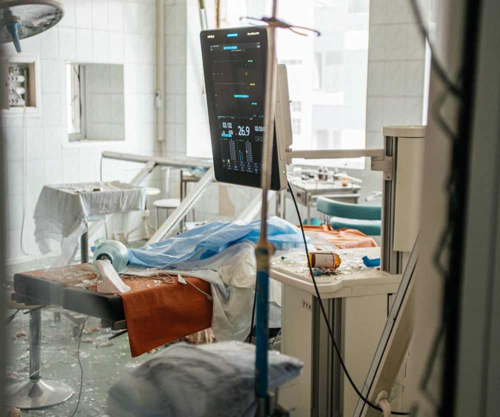 An operating room at Okhmatdyt Children’s Hospital in Kyiv lies in ruins following a missile strike on July 8, 2024. In 2025, the WHO reported a nearly 20% increase in attacks on healthcare facilities, workers, and transport compared to previous years.