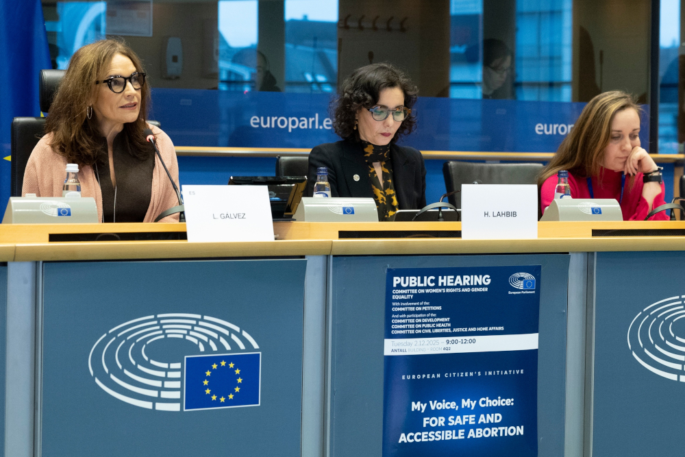 Committee Chair Lina Gálvez (left) and Commissioner Hadja Lahbib (center) participate in a December 2025 hearing of the Committee on Women’s Rights and Gender Equality.