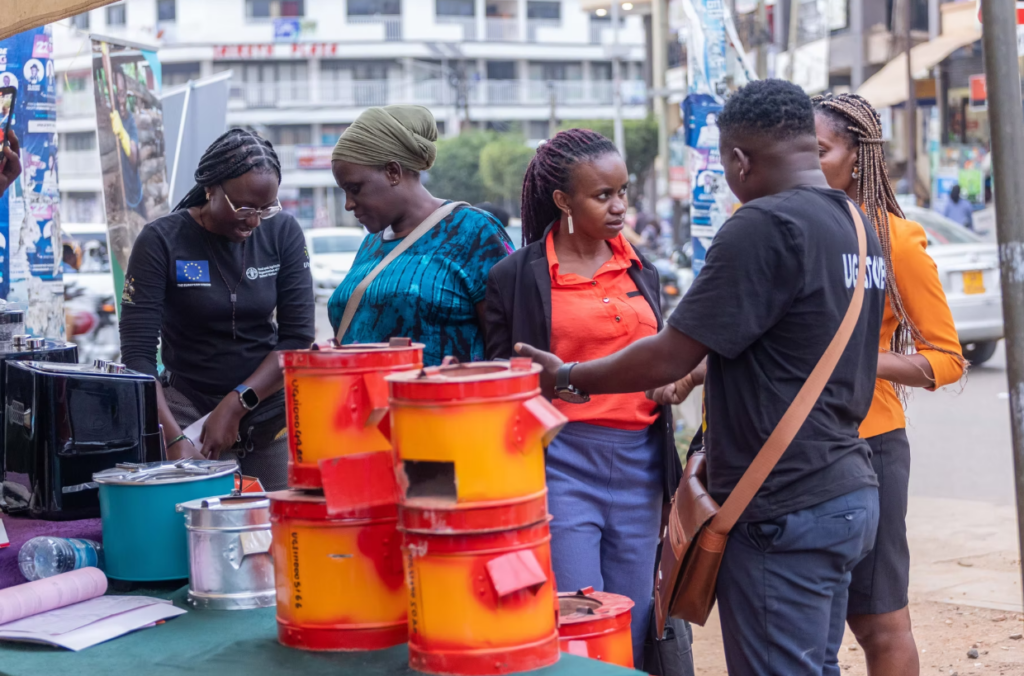 clean cooking Uganda clean cook stoves