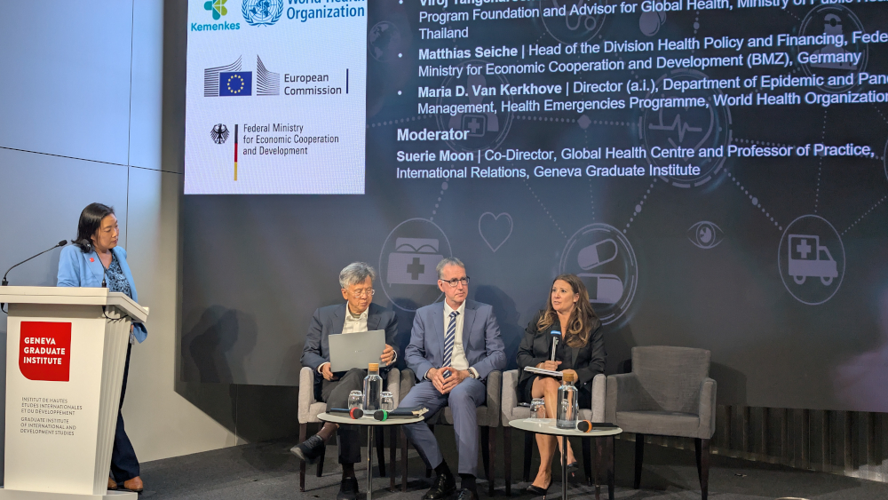 From left to right: Suerie Moon (GHC), Viroj Tangcharoensathien (IGWG), Matthias Seiche (Germany), and Maria Van Kerkhove (WHO) discuss pandemic preparedness.
